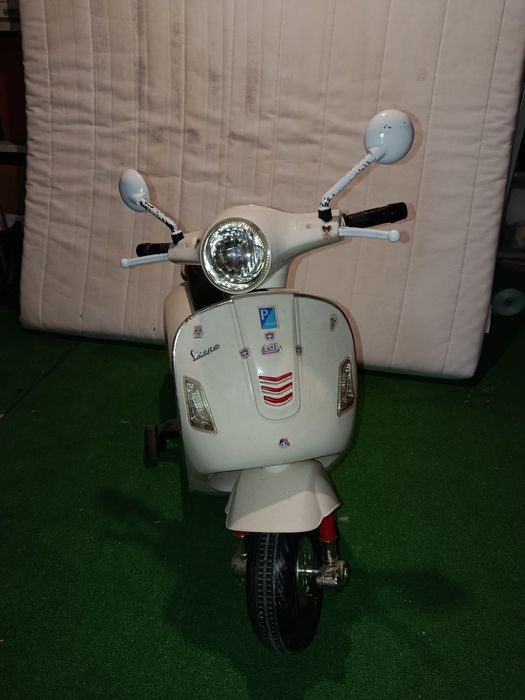 Vespa criança usada