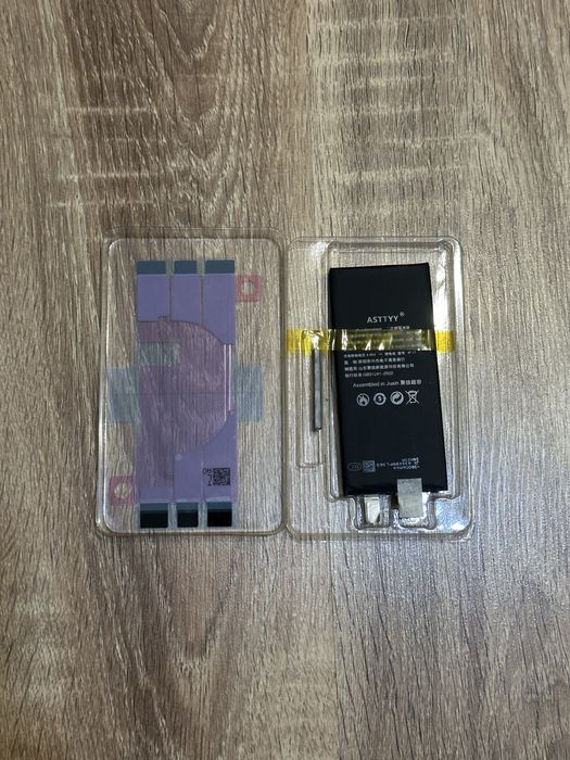 Акумулятор iPhone 11