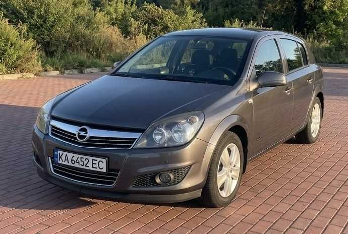 Opel Astra H 2012 | 1.6 Бензин | Робот | 141 тис. км | Офіціал, відмінний стан