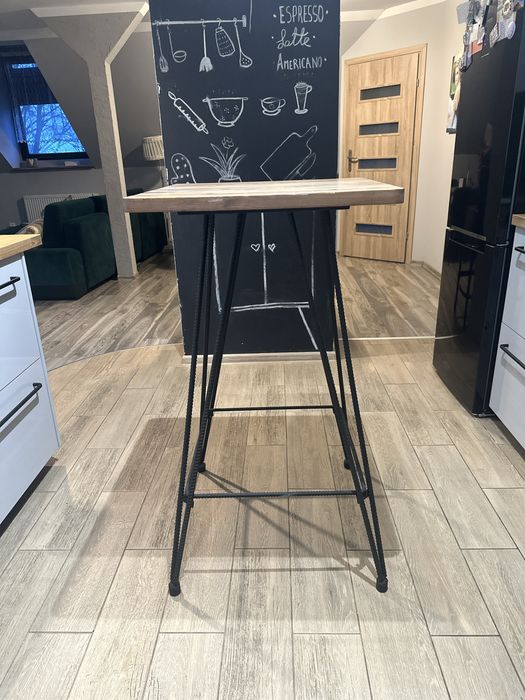 Stolik barowy drewniany blat