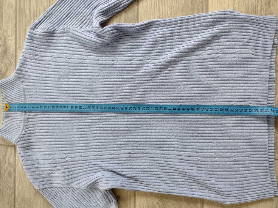 Sweter z golfem rozmiar M