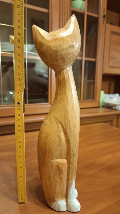 Kot figurka drewniana