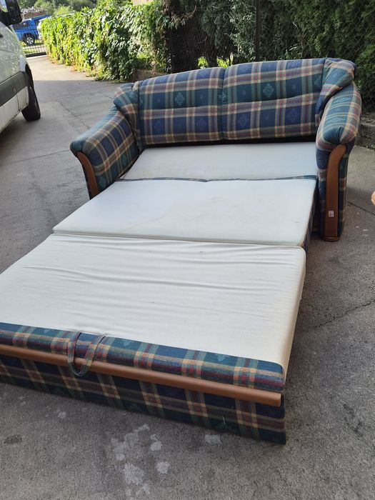 Czysta ,uprana sofa z funkcją spania
