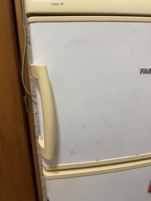 Frigorífico Fagor de Duas Portas (Classe A+) – A funcionar perfeitamente