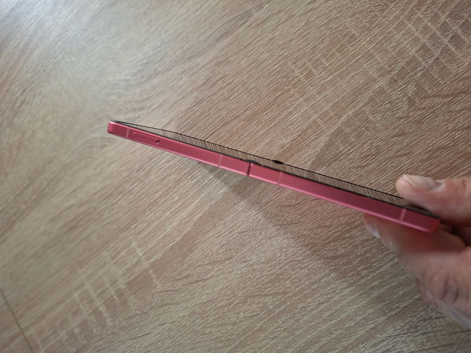Samsung Z Flip 7 czerwony