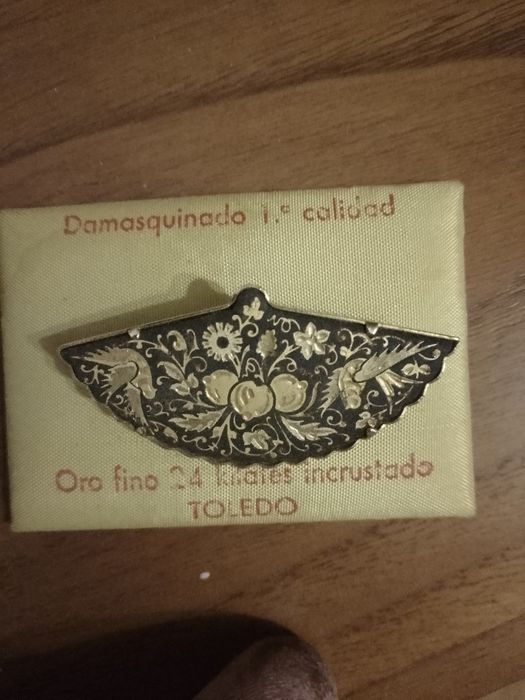 Pin antigo espanhol