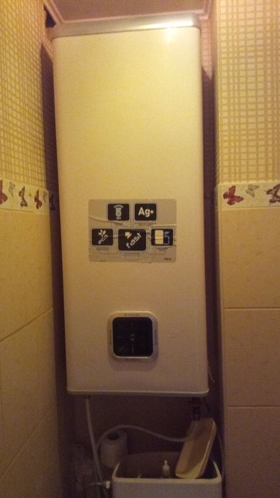 Бойлер ariston 100л