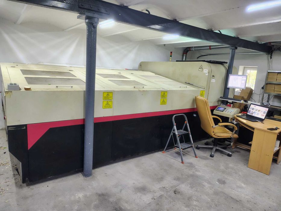 Laser CO2 CNC Goldenlaser