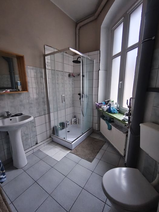 Duży pokój w kamienicy na Jeżycach