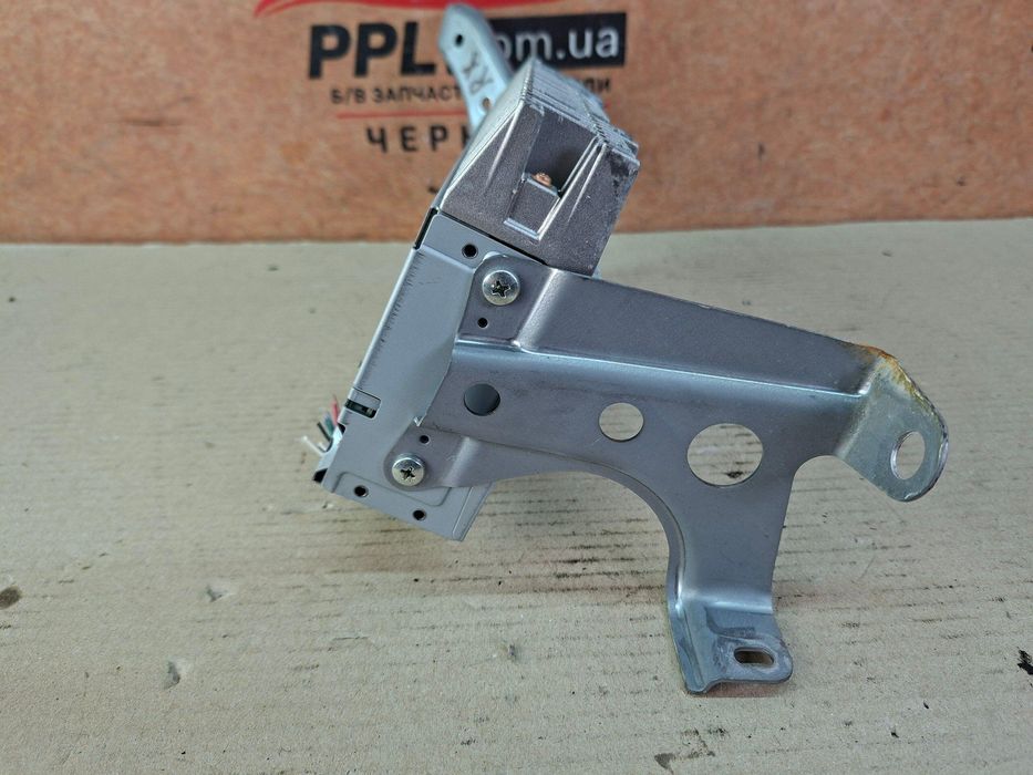 Lexus RX III 09-15 Усилитель блок управления аудиосистемой 86100-48160