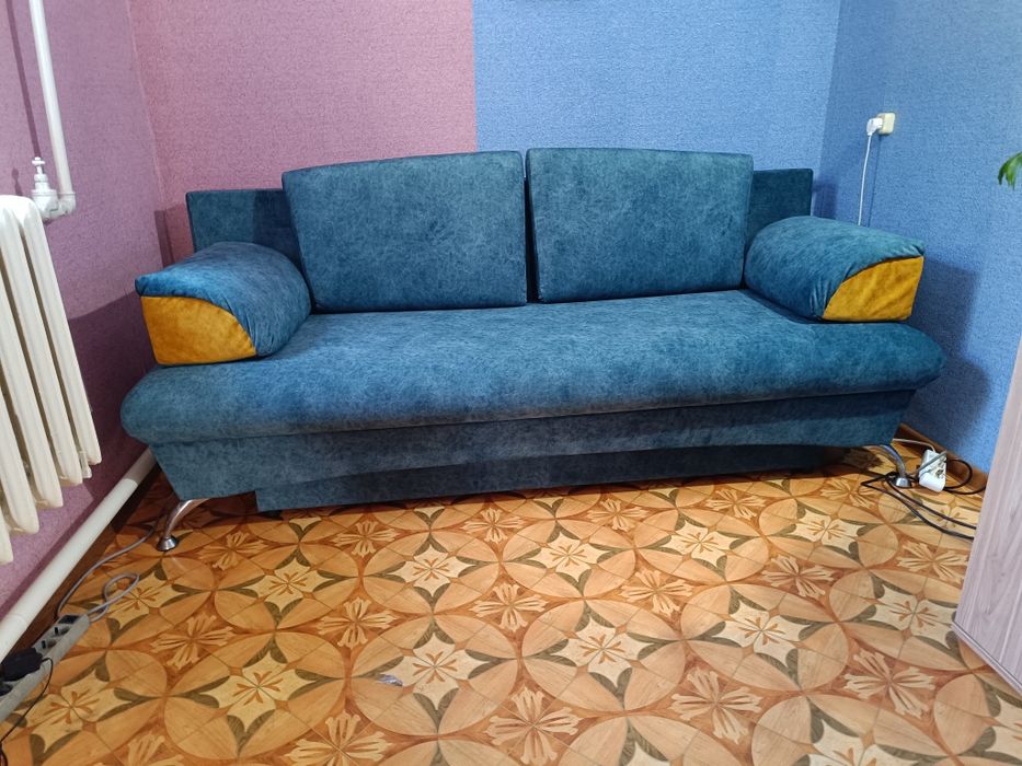 Реставрація Перетяжка мебели ремонт мягкой мебели.Чистка ковров .Кресл