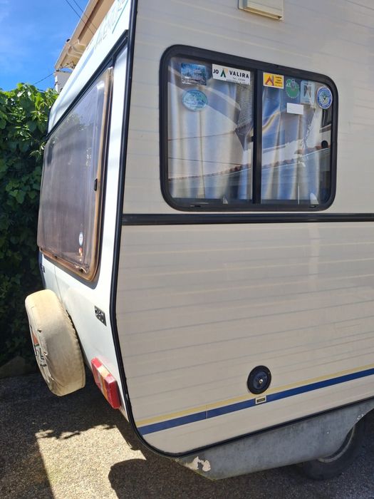 Vendo caravana em otimo estado geral