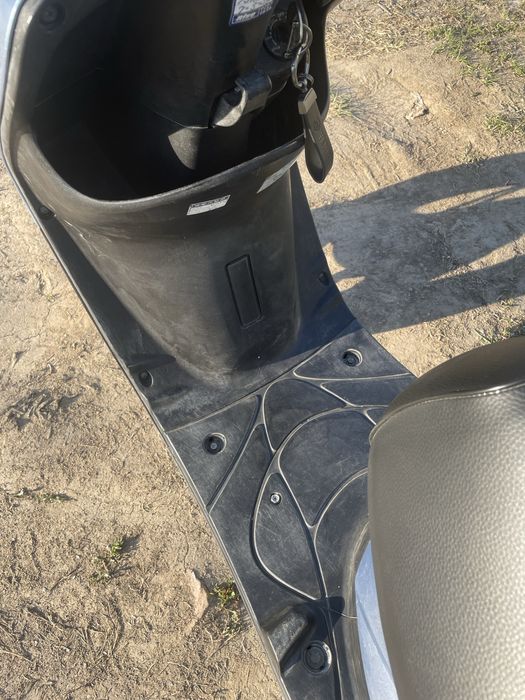 Yamaha jog sa36 2013 року з контейнера(не sa16sa16zr,neos,aerox,bws,slider,rr)