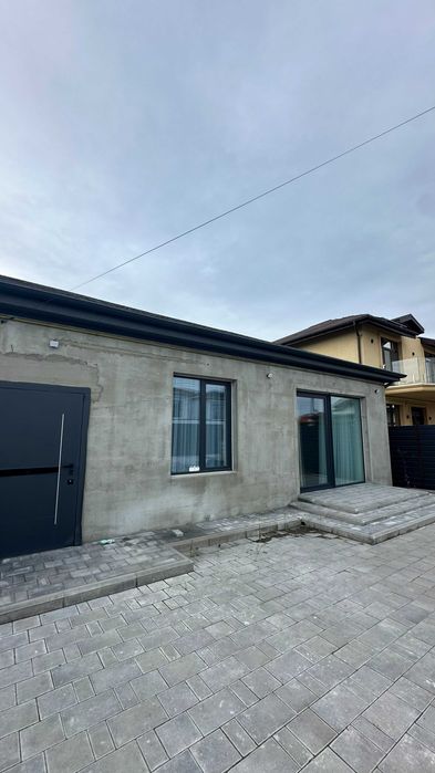 В продаже дом в Червоном хуторе - 200м2. Участок 5 соток. 1L9