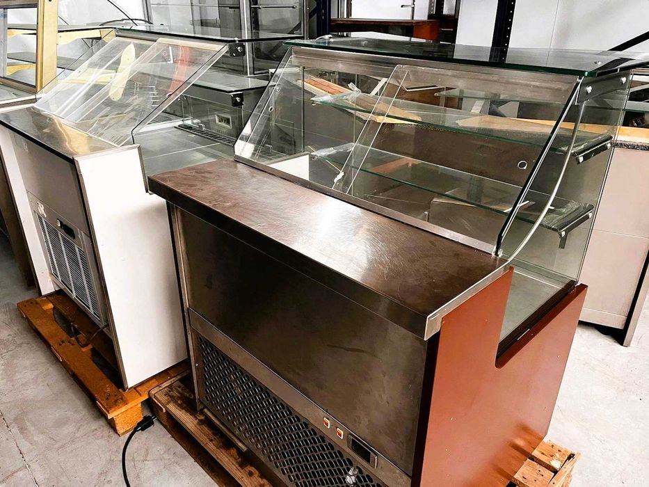 Vitrine Expositoras Refrigeradas 2ª mão pequenas