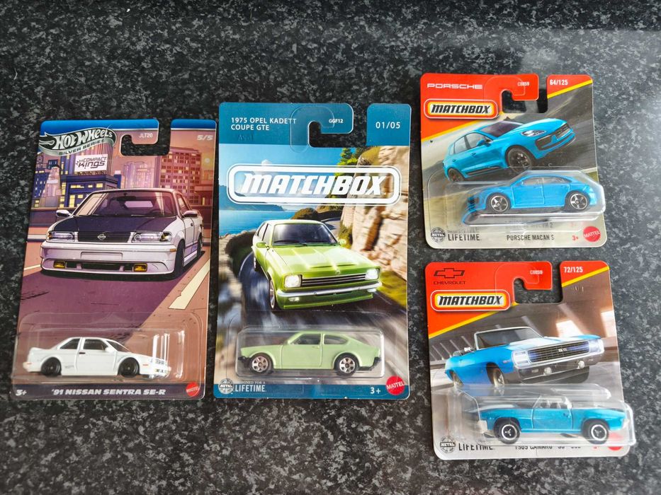 Miniaturas Matchbox e HotWheels