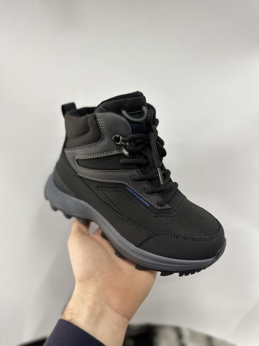 Черевики зимові на хлопчика 32-36, чорні ботинки на овчині, водостійкі