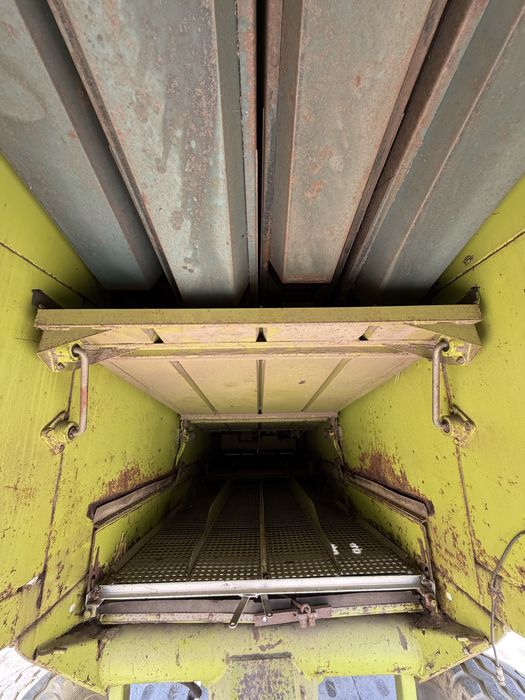 Claas Dominator 76