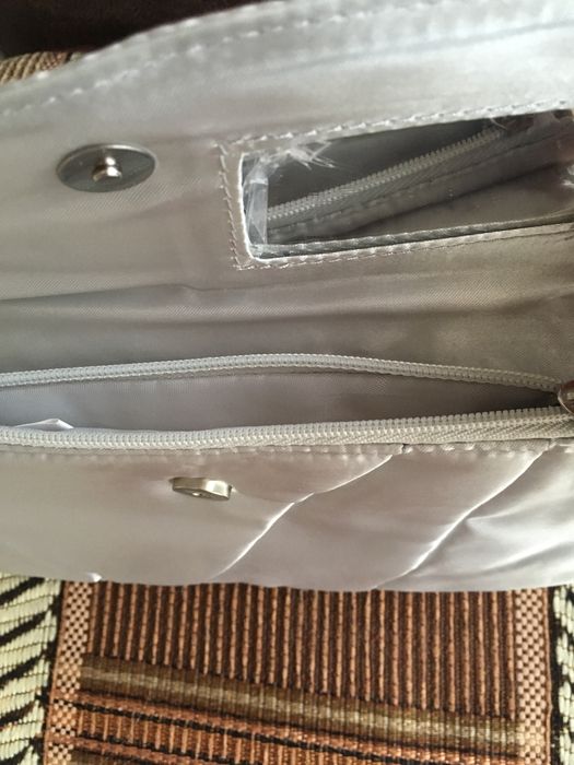 Подарунки сумки гаманці