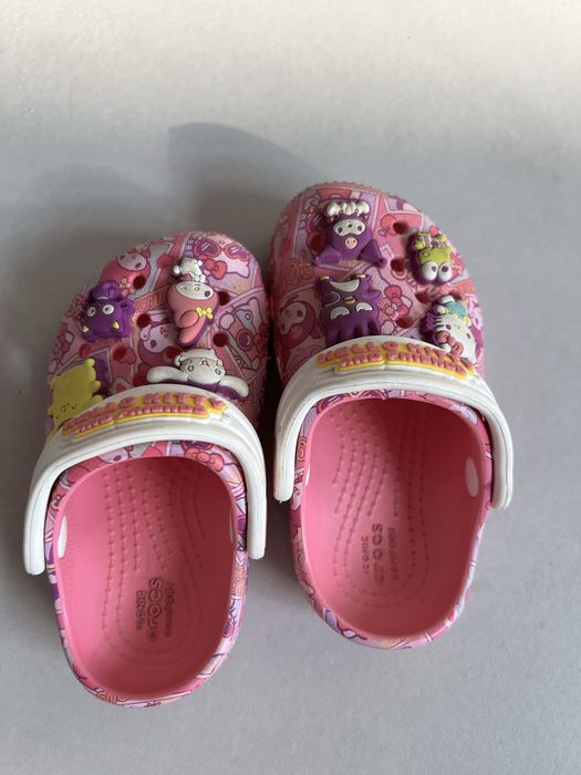 Buciki sandały Crocs 22/23 Hello Kitty