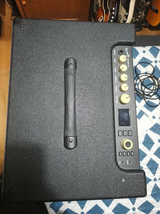 Combo Fender Ramble  de Baixo  800 whats igual a novo.