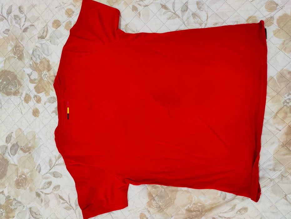 T-shirt Belgian Red Devils tam. XL, mas mais M/L em excelente estado