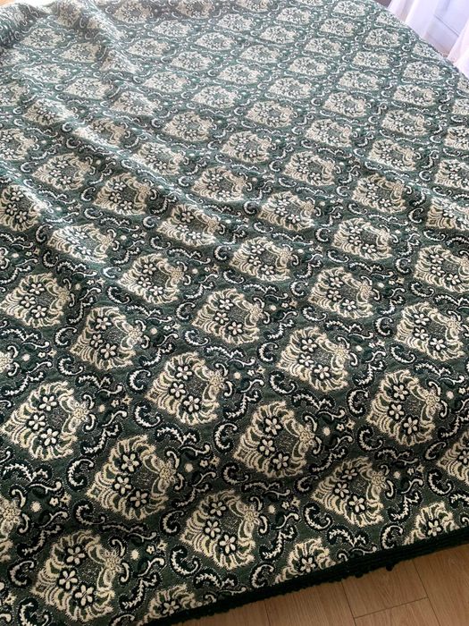 Colcha/cobertor em tons verde e branco