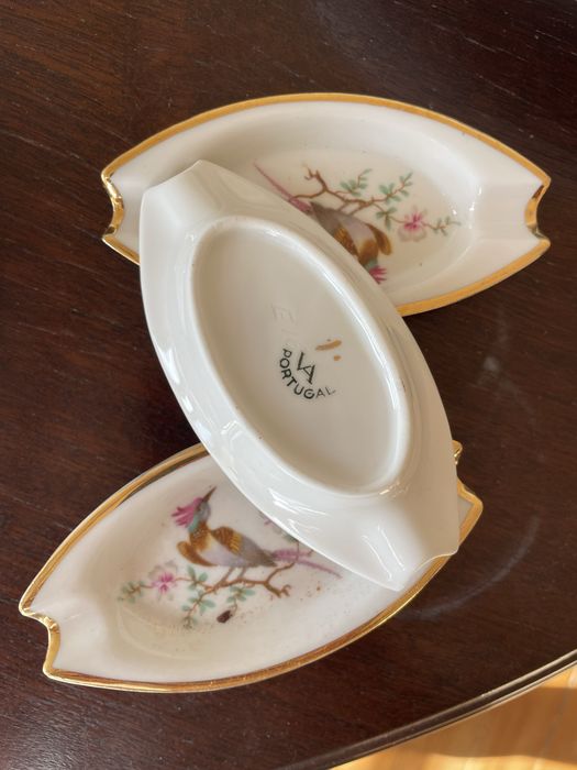 Servico Vista Alegre, anterior a 1968, impecavel e completo