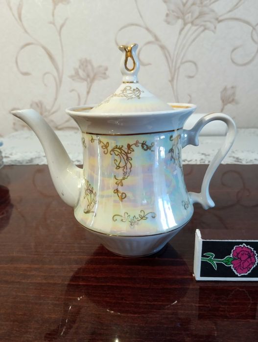 Красивый перламутровый сервиз в восточном стиле, 6 персон, 14 предмет