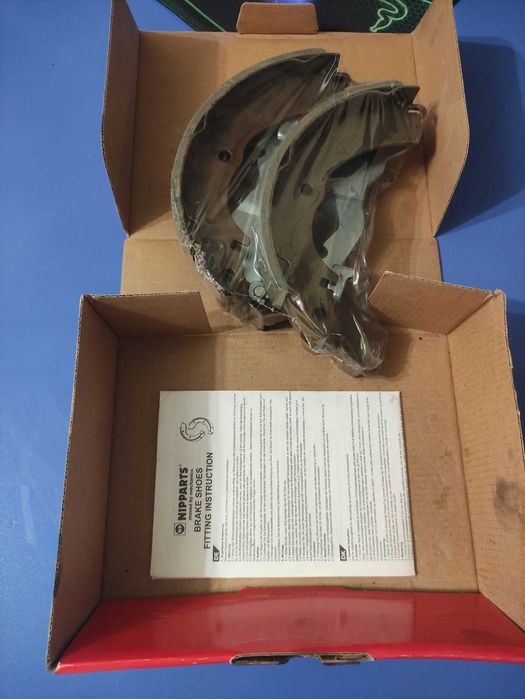 Барабанні гальмівні колодки Lancer 9