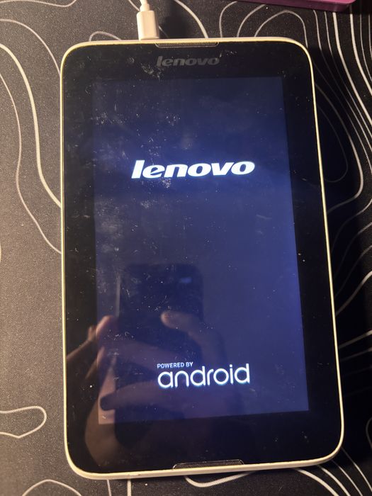 Планшет 7" Lenovo A3300 б.у, 3G, блютуз, Wi-Fi, андроид
