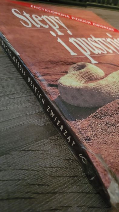 Książka- Stepy i Pustynie, encyklopedia dzikich zwierząt