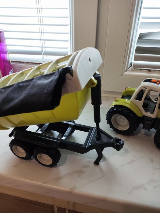 Zabawkowy traktor dla dzieci autka dla dzieci