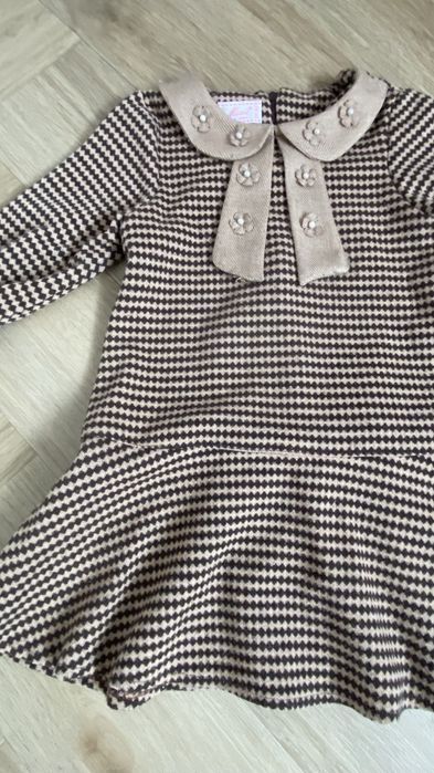 Elegancka , gruba sukienka w rozm 104