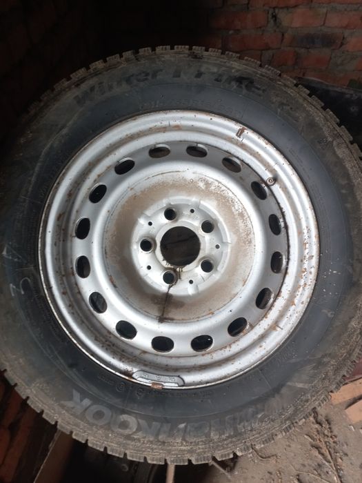 Колеса зима R16  215/65