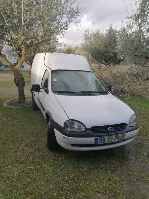Carrinha Opel Combo D776