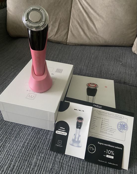 Мікрострумовий RF Lifting Масажер для обличчя Skin Lifting 7.0 Pink - EMS, LED (Japan)