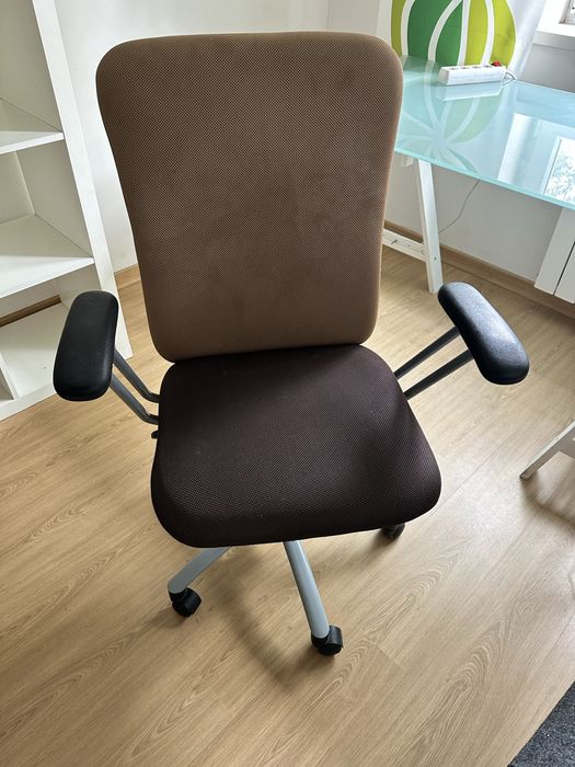 Cadeira de escritorio em exclente estado