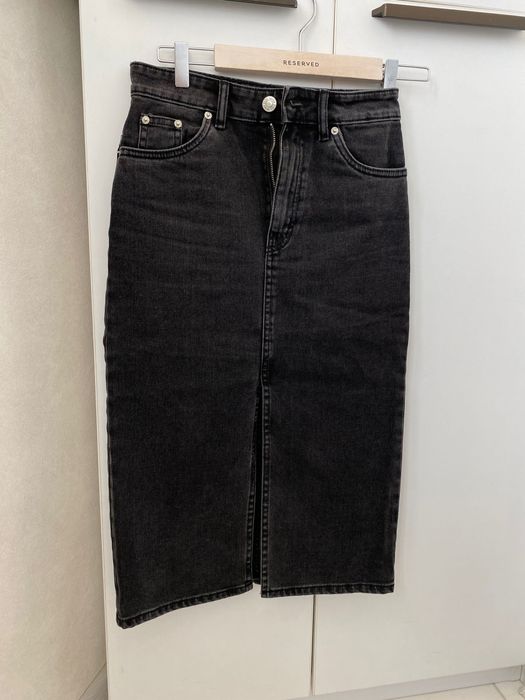 Жіноча джинсова чорна спідниця міді Zara 24 розмір XS на повний С