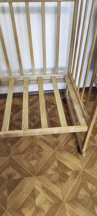 Продам детскую кроватку