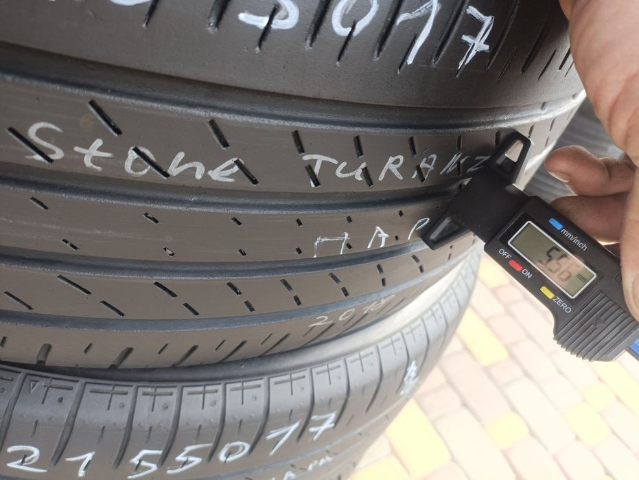 Шини 215/50 R17 комплект літньої гуми