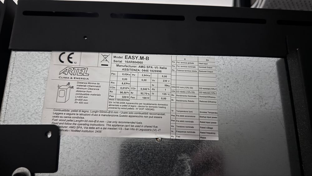 Salamandra a Pellets ARTEL Easy M-B 9 kW – Como Nova
