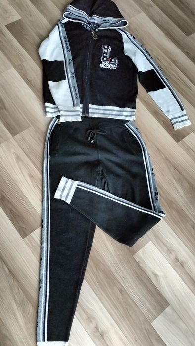 Komplet dresowy damski