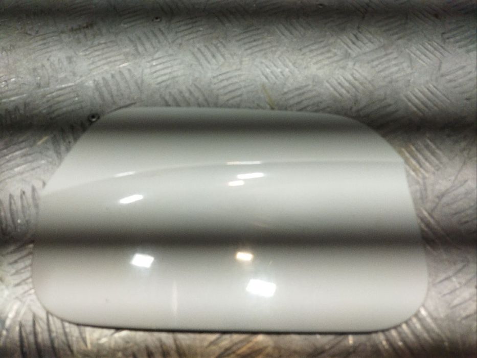 Лючок паливного бака VW Atlas