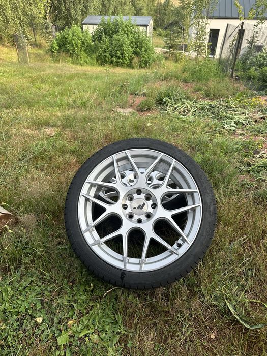 Alufelgi Japan Racing JR18 17x7 ET40 4x100/4x114.3 + Opony Kleber