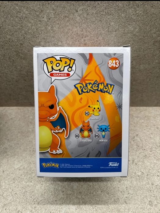 Funko Pop Charizard 843