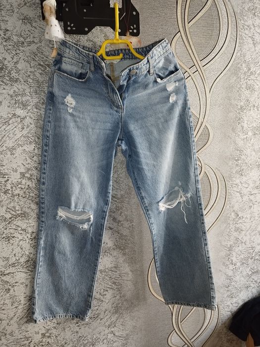 Джинси  жіночі .