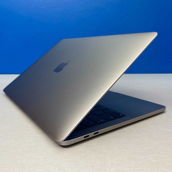 Apple MacBook Pro 13" Touch Bar - A1706 - Mid 2017 (i5/16GB/512GB SSD)