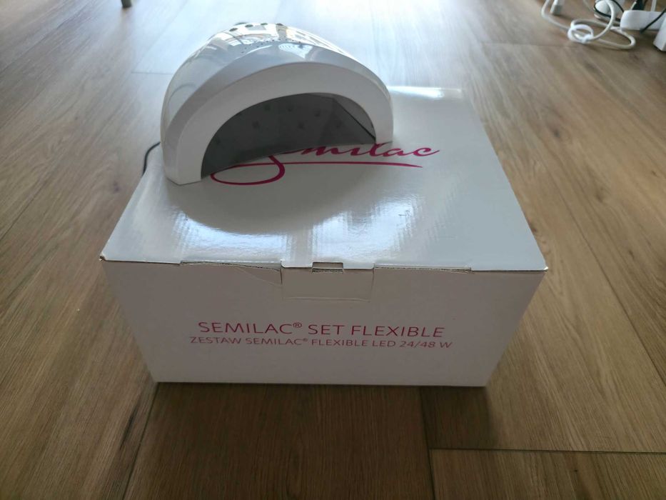 Lampa UV Semilac 24/48W (lampa do utwardzania paznokci)