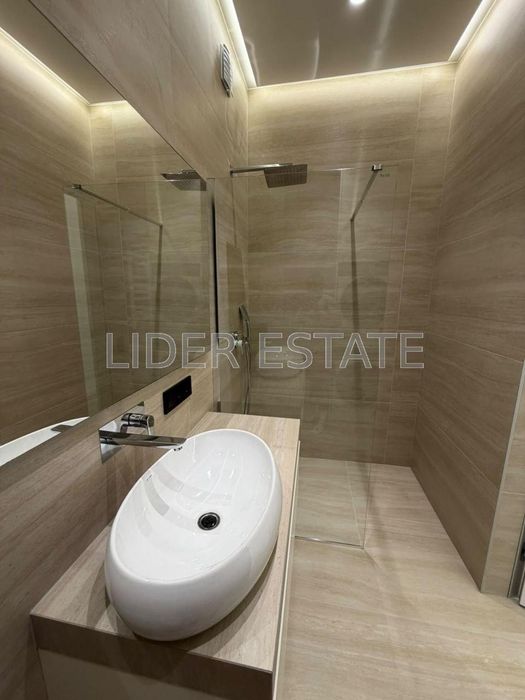 Продаж 2-кімнатної квартири в ЖК Uzh Towers | Слов'янська набережна, Ужгород